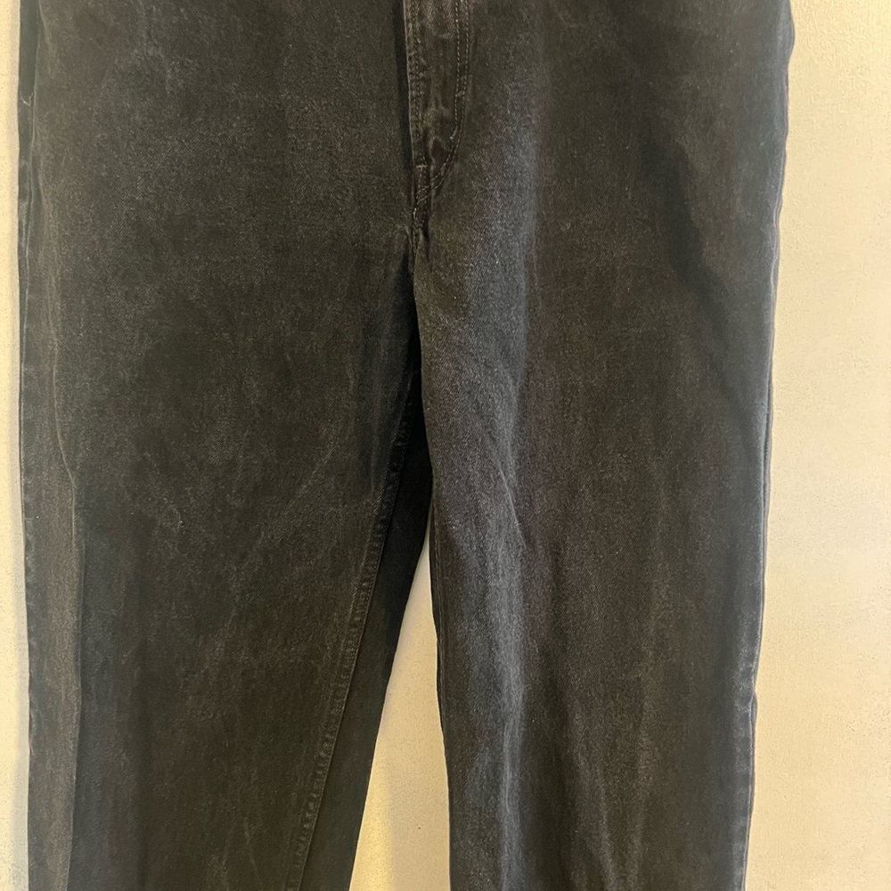 Levi's Men's Charcoal Relaxed Jeans - Picture 6 of 7